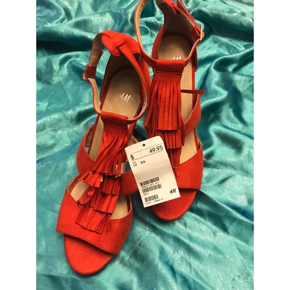 Strap Fringe Heeled Sandal - Picture 8 of 8